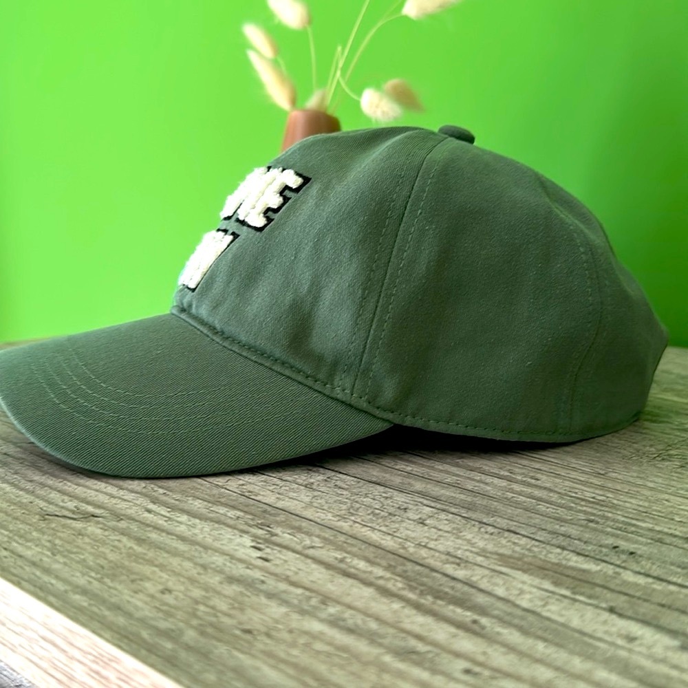 🍁 "Game Day" Hat - Picture 2 of 5